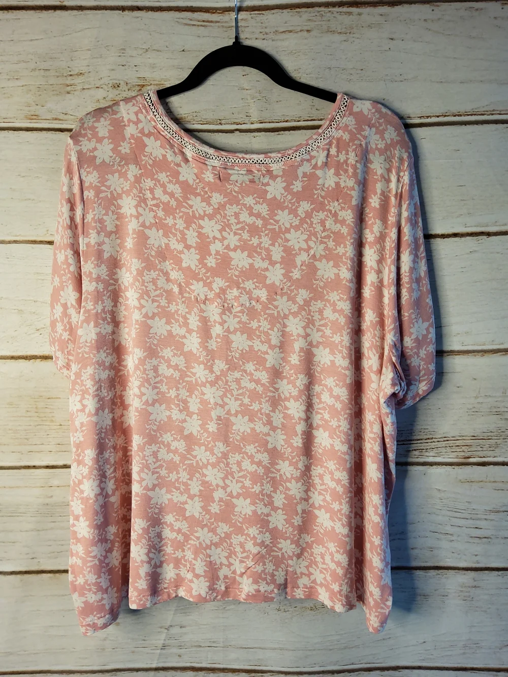 Rene' Rofen' Sleepwear Pink and White Floral Scoop Neck Short Sleeve Top - Picture 2 of 5
